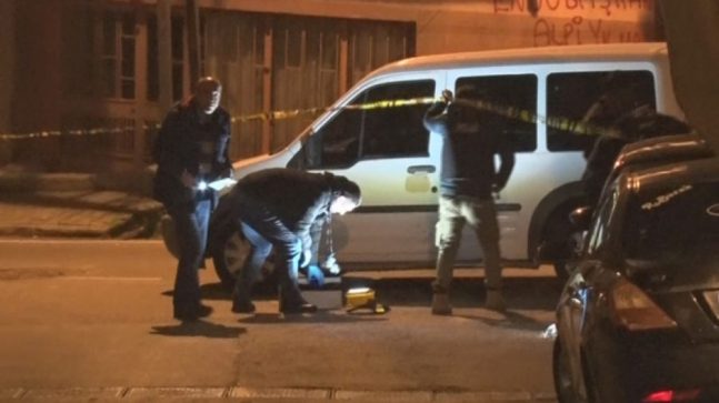 Gaziosmanpaşa’da silahlı kavga! 1 yaralı…