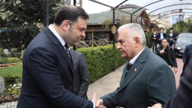 Serkan Acar, gönüllere dokunuyor